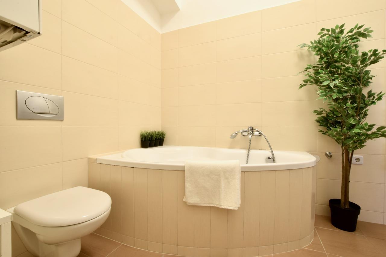 Standard Apartment By Hi5 - Dessewffy 39 Budapeşte Dış mekan fotoğraf